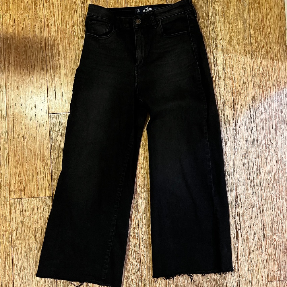 Hollister High Rise Black Culotte Jeans